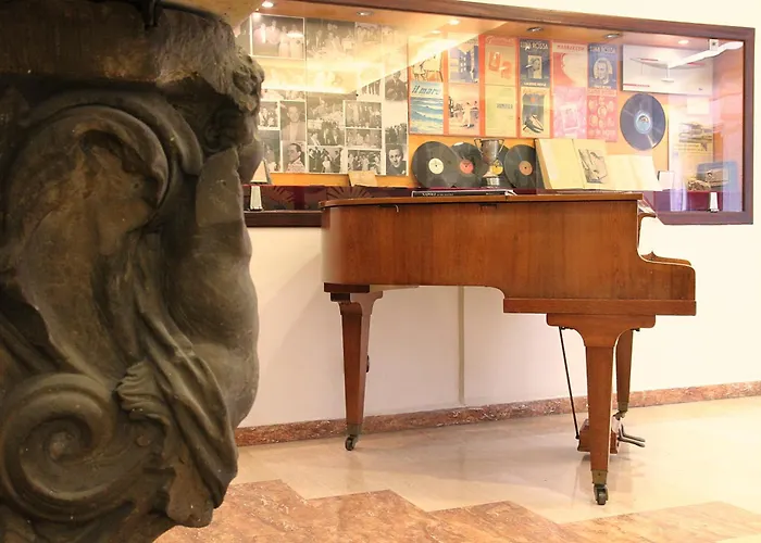 Luna RossaHotel Napoli